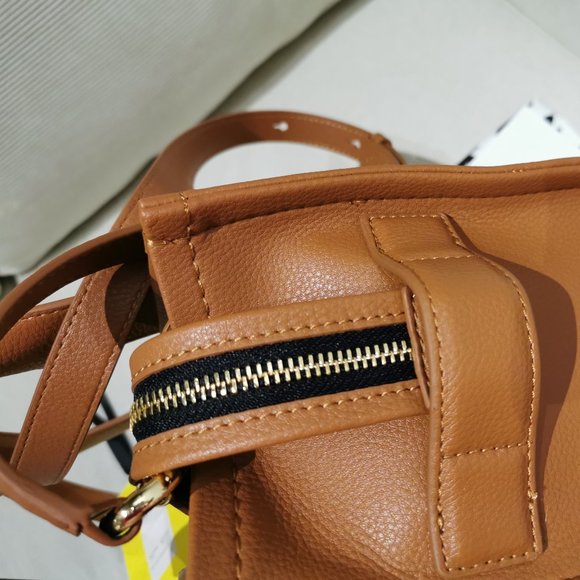 Marc Jacobs the Leather Mini Tote Bag Argan Oil - Picture 8 of 16